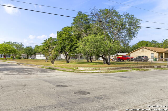 Image 8 of 12 For 267 Mcnarney St.