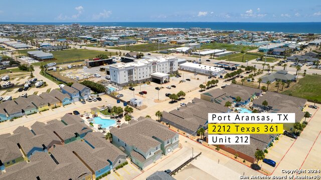 Listing photo id 23 for 2212 Hwy 361, Unit 212  212