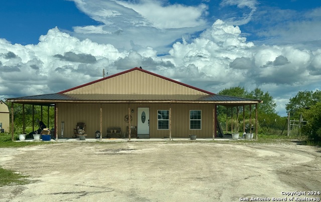 Details for 1146 Fm 889  , George West, TX 78022