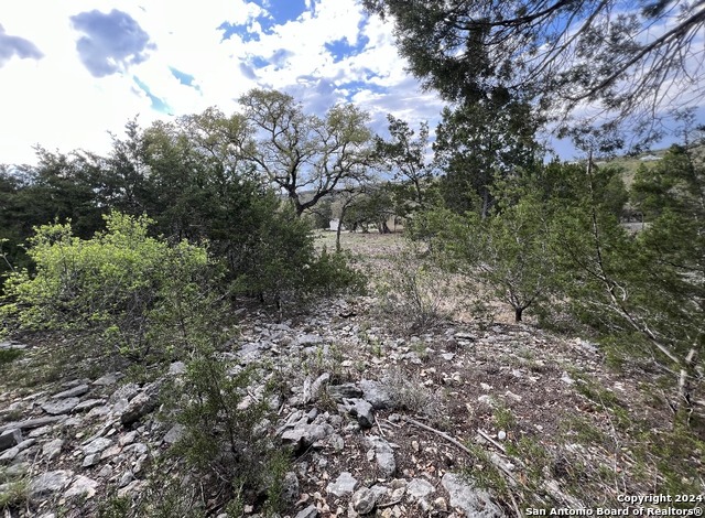 Image 18 of 23 For 198 Sitting Bull Trail