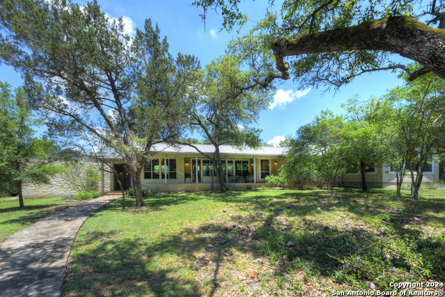 Details for 3130 River Oaks Dr, New Braunfels, TX 78132