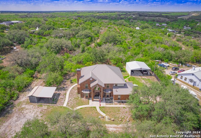 Details for 3208 County Road 4516, Hondo, TX 78861