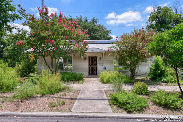 Details for 724 Aganier Ave, San Antonio, TX 78212