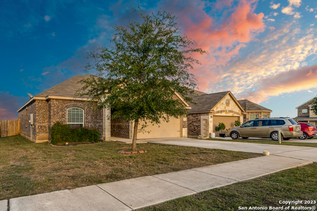 Details for 304 Amaryllis, New Braunfels, TX 78132