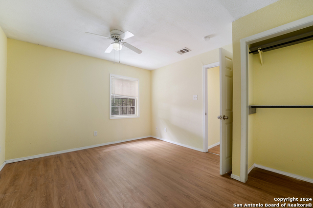 Image 19 of 31 For 319 Coyol St