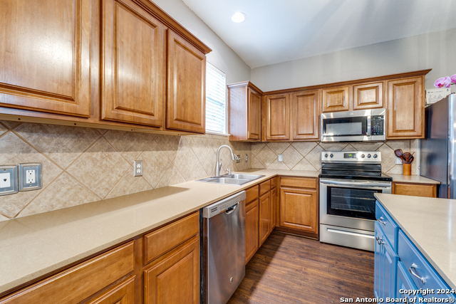 Image 12 of 25 For 9903 Rostock Ln