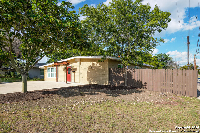 Details for 7602 Mccullough Ave, San Antonio, TX 78216