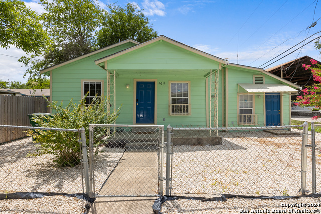 Details for 1611 Trinity St N, San Antonio, TX 78201