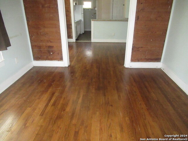 Image 5 of 21 For 1719 Hays St