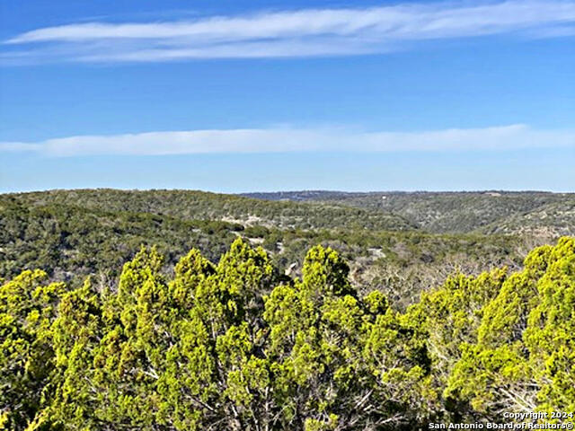 Image 5 of 9 For 638 Upper Loma Verde