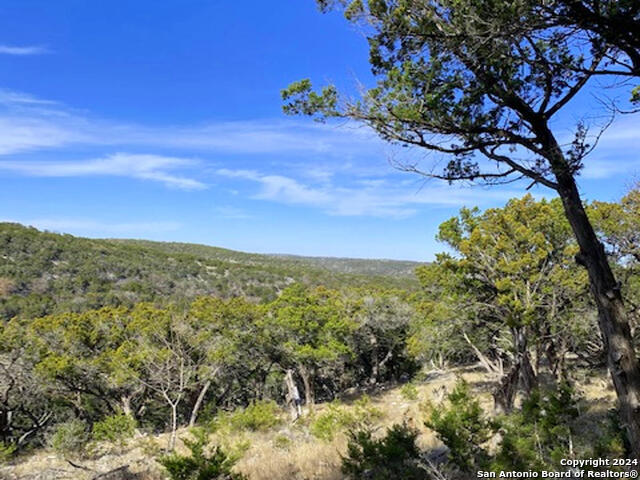 Image 7 of 9 For 638 Upper Loma Verde