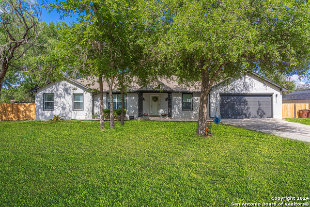 Details for 325 County Road 3830, San Antonio, TX 78253