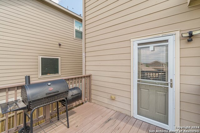 Image 21 of 23 For 9702 Marbach Crst