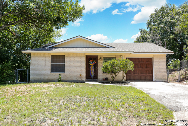 Details for 4602 Hollyridge Dr, San Antonio, TX 78228