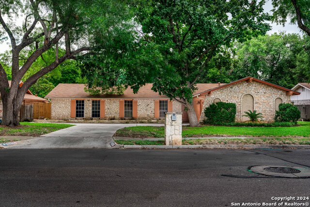 Details for 12926 El Charro St, San Antonio, TX 78233