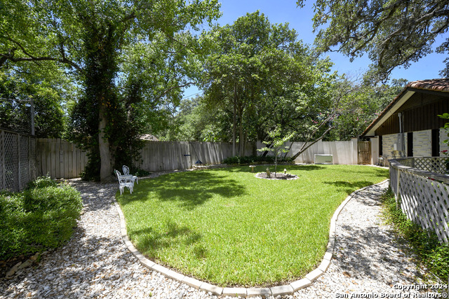 Listing photo id 36 for 320 Mustang Cir