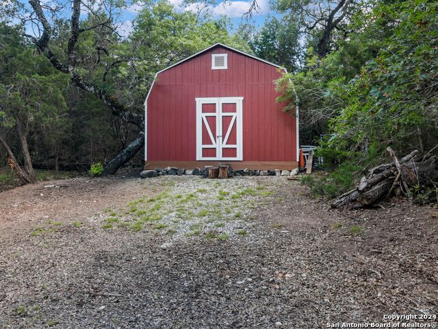 Image 57 of 74 For 20615 Helotes Creek