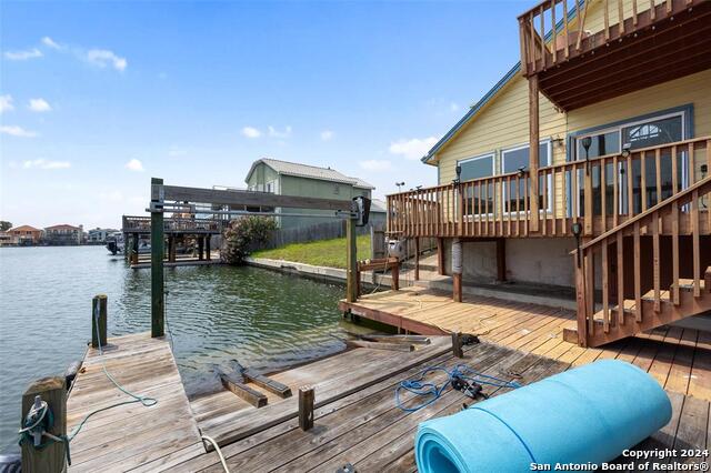 Image 18 of 41 For 13625 Catamaran Dr