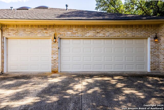 Image 46 of 81 For 206 Post Oak Way