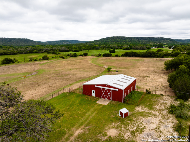 Image 3 of 32 For 1407 Hay Hollar Rd