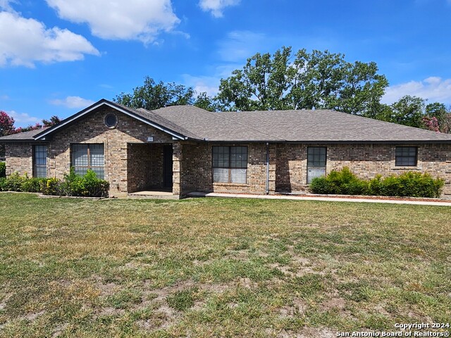 Details for 208 Windwood Cir, Seguin, TX 78155