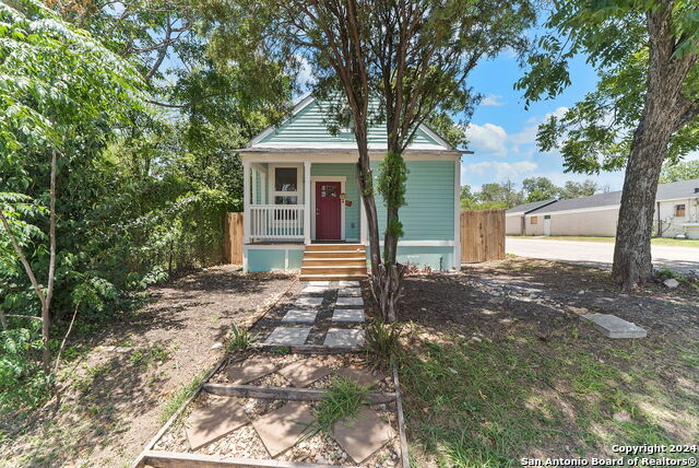 Details for 1309 Crockett St E, San Antonio, TX 78202