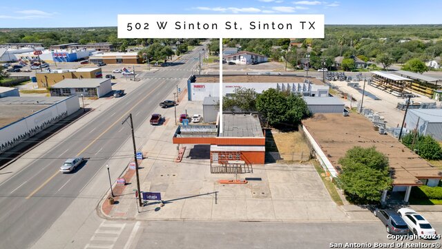 Image 5 of 21 For 502 Sinton St W