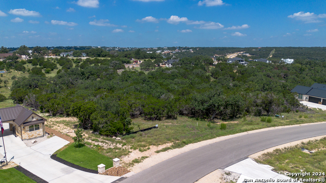 Image 6 of 16 For 1221 Salt Lick Dr