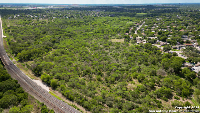 Image 8 of 15 For 0 Quintana Rd