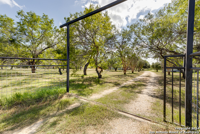 Details for 4898 Mount Olive, Adkins, TX 78101