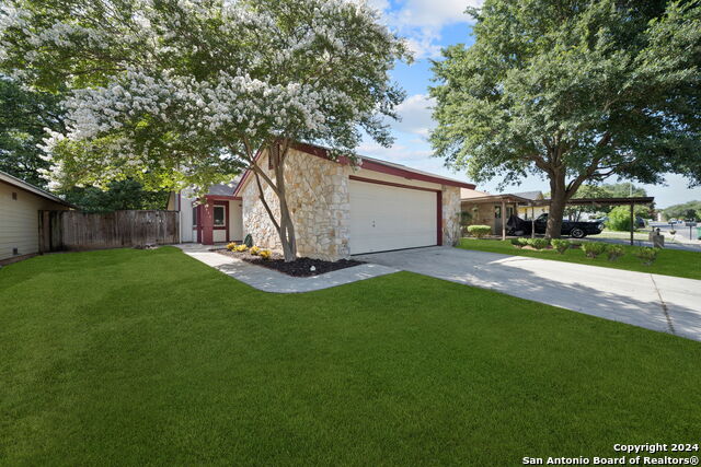 Details for 8039 Laurel Bnd, San Antonio, TX 78250