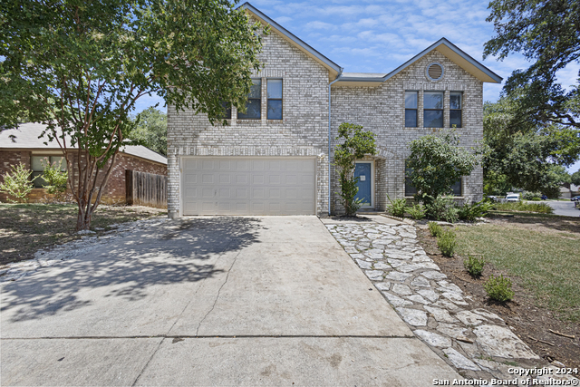 Details for 7711 Cascade Oak Dr, San Antonio, TX 78249