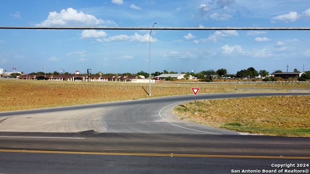 Image 11 of 12 For 69 Interstate 35