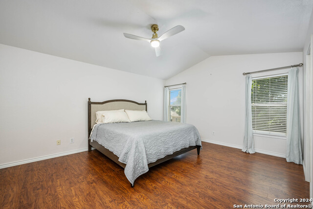 Image 15 of 26 For 13667 Bridgeview