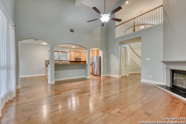 Image 10 of 41 For 24010 Briarbrook Way