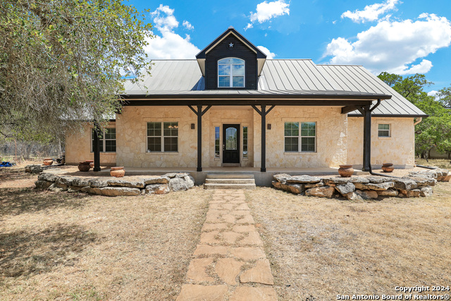 Details for 594 Buckhorn Trail, Pipe Creek, TX 78063