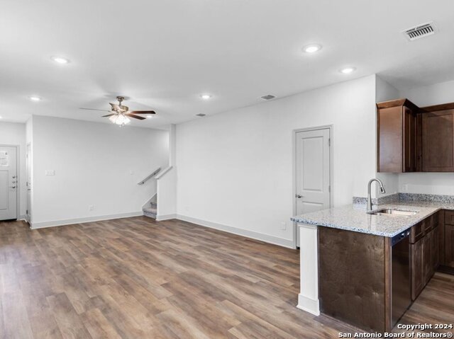 Image 7 of 19 For 7407 Gramercy Way  102