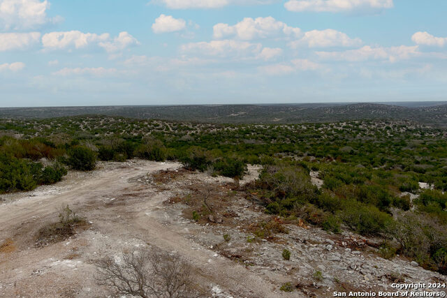 Listing photo id 18 for 03 Turkey Creek Ranch