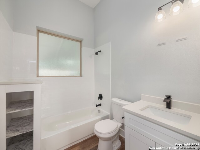 Listing photo id 20 for 1522 Gorman  