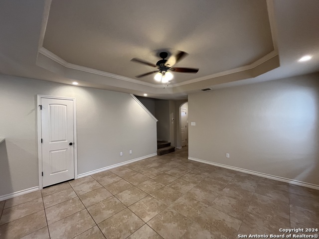 Image 4 of 26 For 6854 Lakeview Dr  101