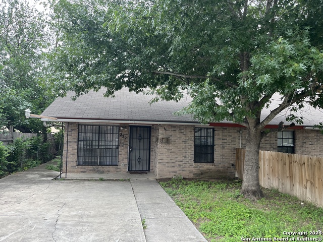 Image 1 of 6 For 222 Bexar Dr