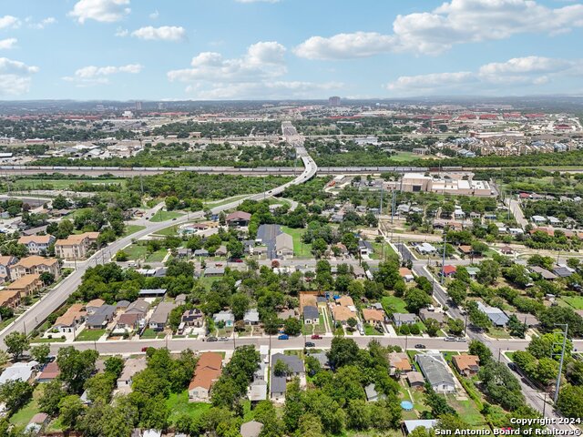 Listing photo id 39 for 1934 Lamar St