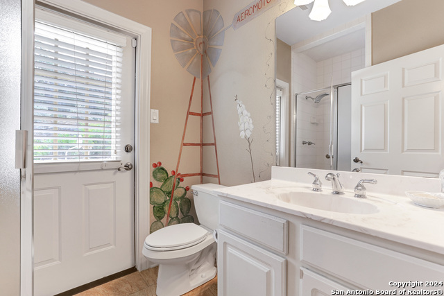 Listing photo id 27 for 22939 Central Prairie