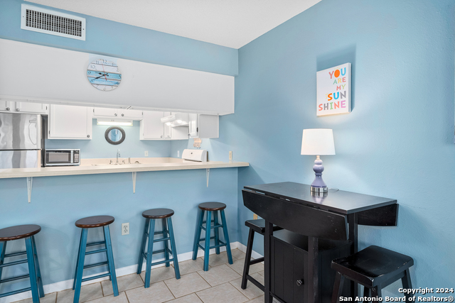 Image 12 of 50 For 810 Banyan Beach Dr 126