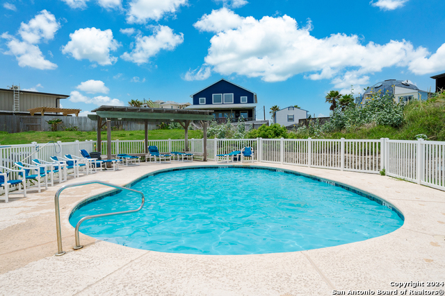 Image 3 of 50 For 810 Banyan Beach Dr 126