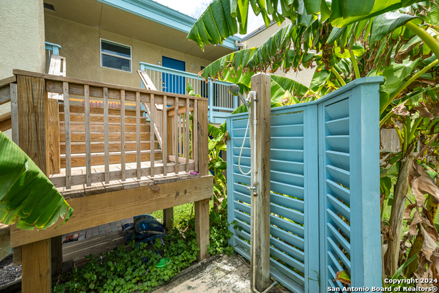 Image 41 of 50 For 810 Banyan Beach Dr 126