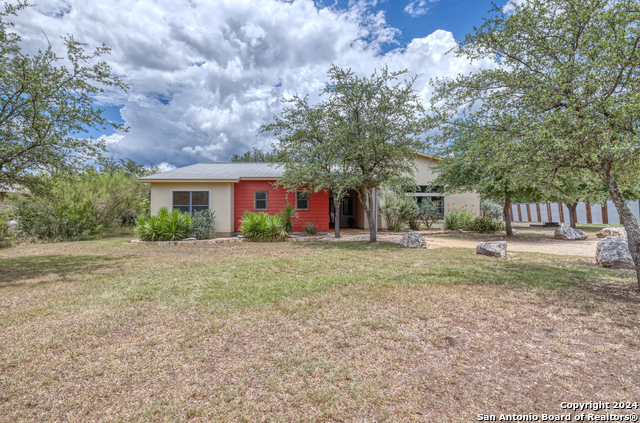 Details for 900 Tierra Linda, ConCan, TX 78838