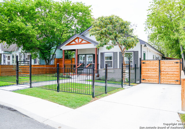 Details for 518 Rigsby Ave, San Antonio, TX 78210