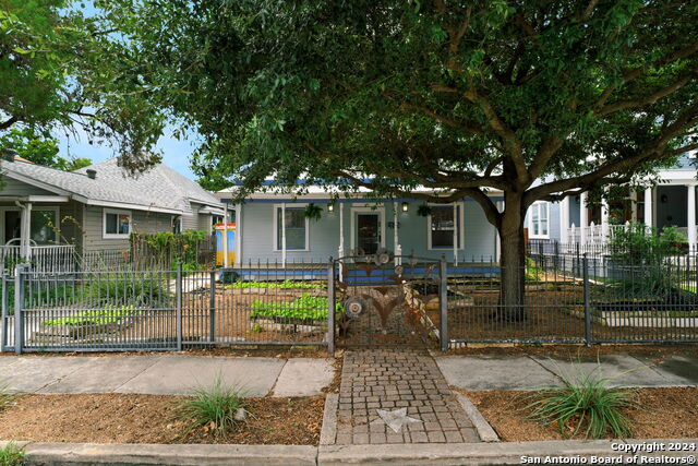 Details for 312 Myrtle St E, San Antonio, TX 78212