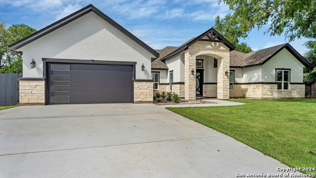 Listing photo id 2 for 241 Sandpiper Ln